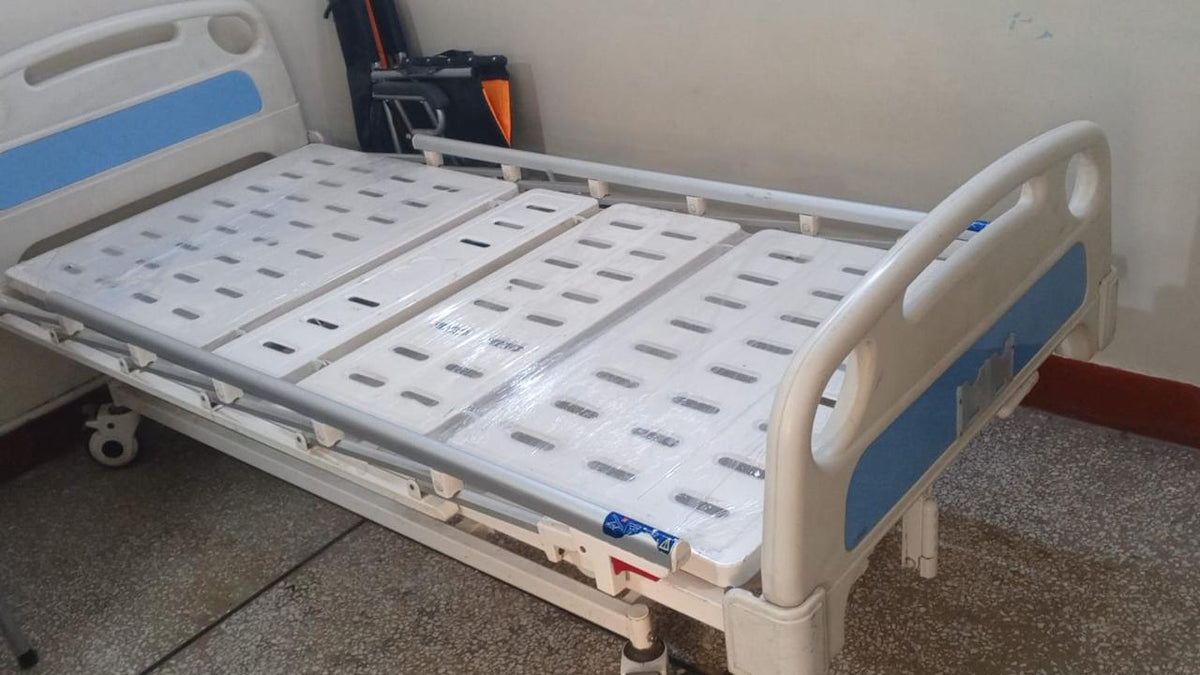 Life Care manual medical bed price in Pakistan